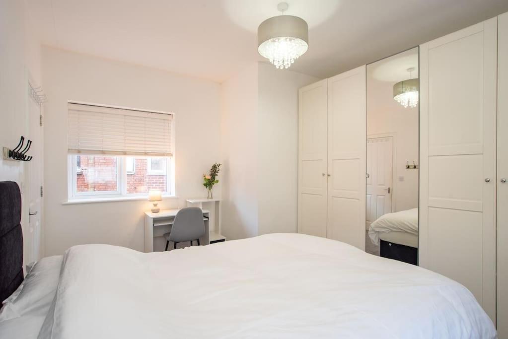 Watford Central Serviced Apartments 2 Kültér fotó
